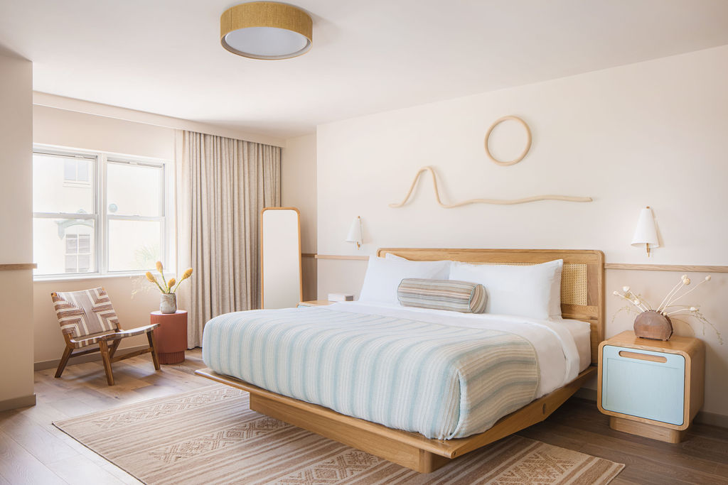 Traditional King Guestroom at the Ryder Hotel