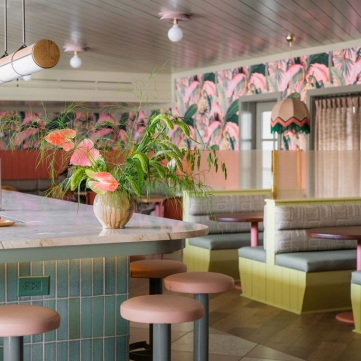 Little Palm Bar interior decor